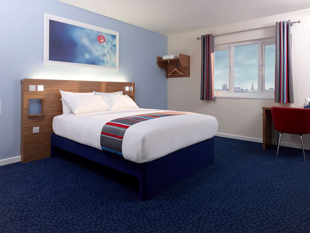 Travelodge Colwyn Bay Old Colwyn Room photo